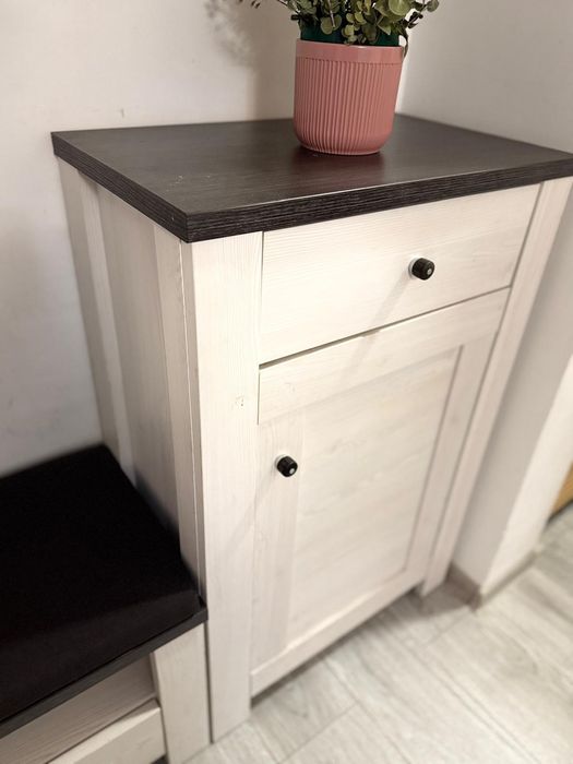 Mobilier hol  + cuier + oglinda