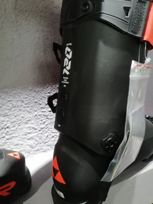 Clapari schiuri ski Fischer Rc4 The Curv 120 Nou! Marime 28.5