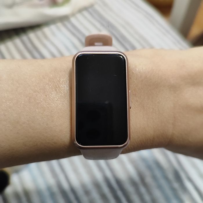 Смарт гривнa Huawei Band 7