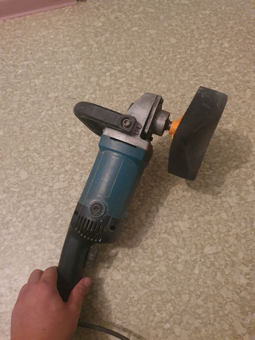 Палиробка машина макита