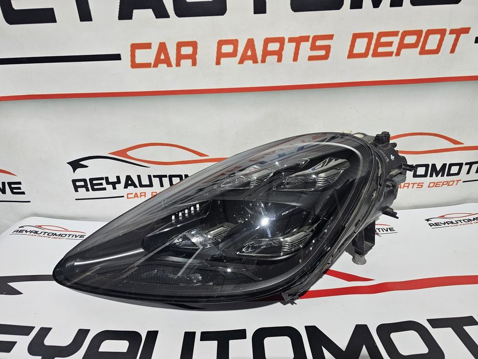 Far stanga led Porsche Cayenne 9Y dupa 2018 cod 9Y0941035J