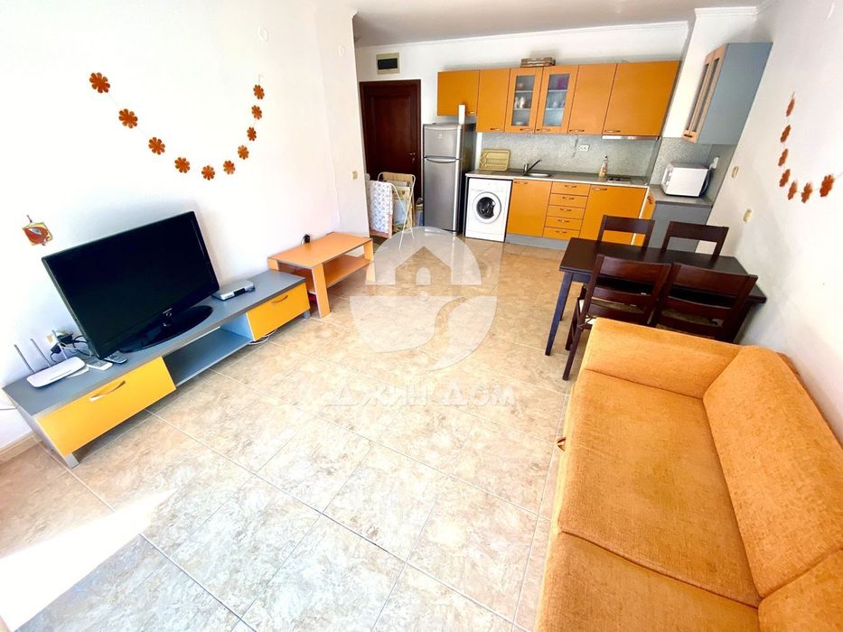 Продава се Двустаен апартамент в Свети Влас - 57 кв.м за 1579 €/кв.м - Снимка #2