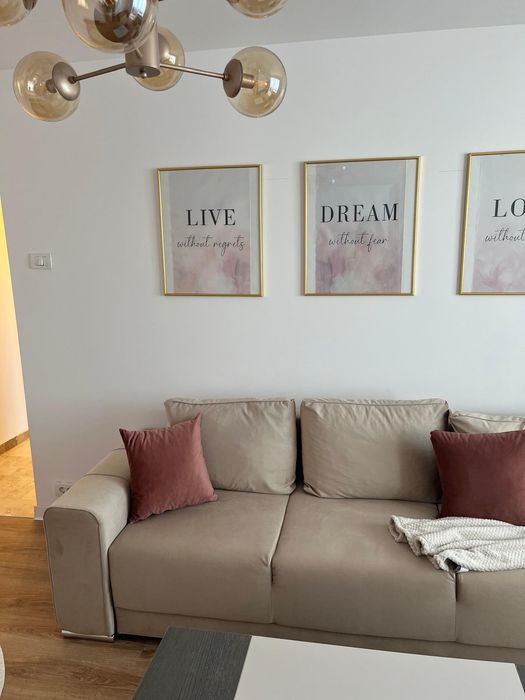 Apartament 3 camere de închiriat zona centrală