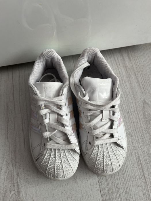 Adidas superstar детски 30-1/2
