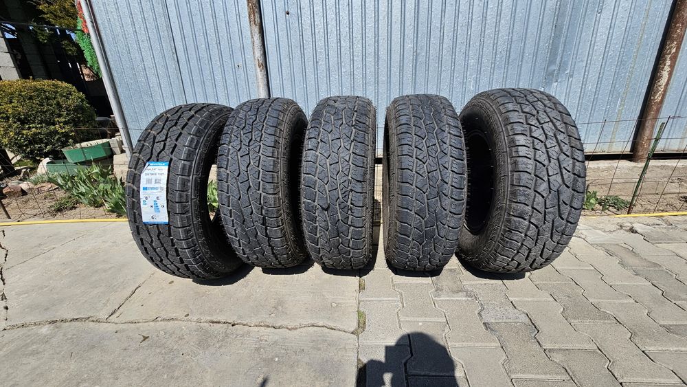 Продам шины Triangle 255/70 R16
