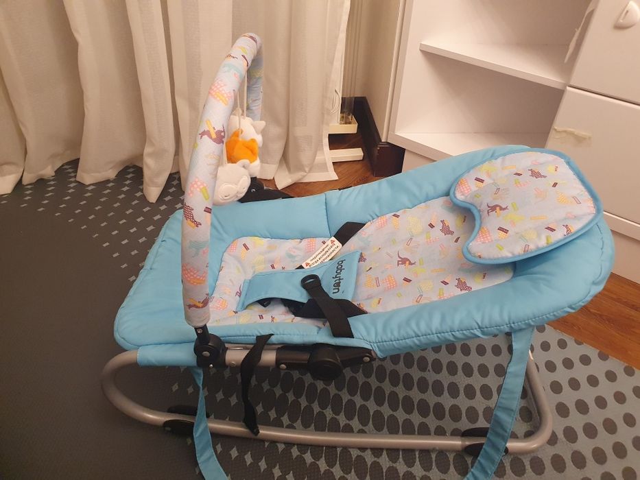 Продаётся детский шезлонг