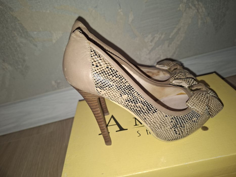 Продам туфли 36 размера