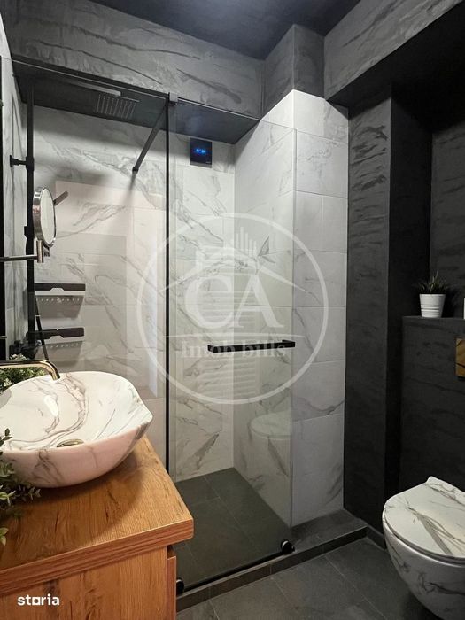 Apartament cu 3 camere de vânzare în zona Iosia, Oradea
