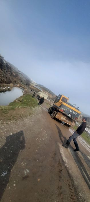 Hyundai 140 ekskvator sotiladi