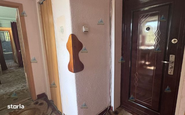 Apartament 3 camere de vânzare – Zona Centrală