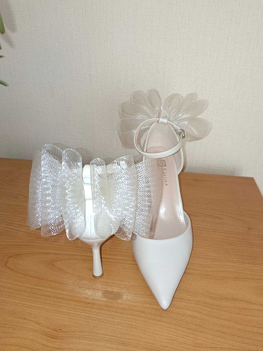 Босоножки на выпускной, свадьбу