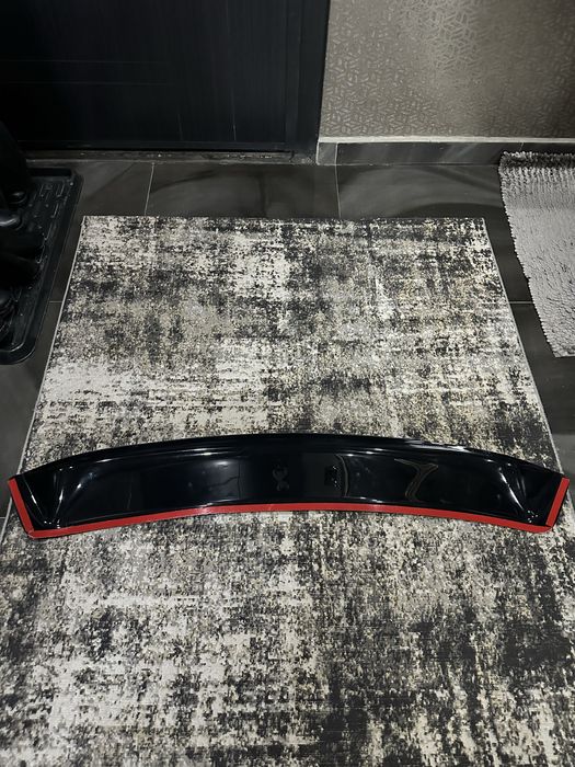 Спойлер за honda accord 7