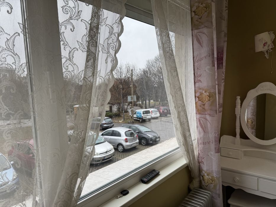 Дава се под наем Тристаен апартамент в София, Гео Милев - 110 кв.м за 1000 € - Снимка #10