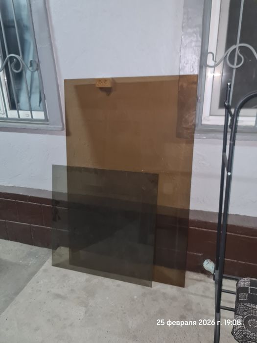 Коленые стекла на стол.