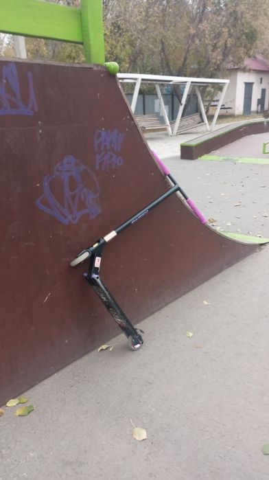 Продам самокат с декой 5.0