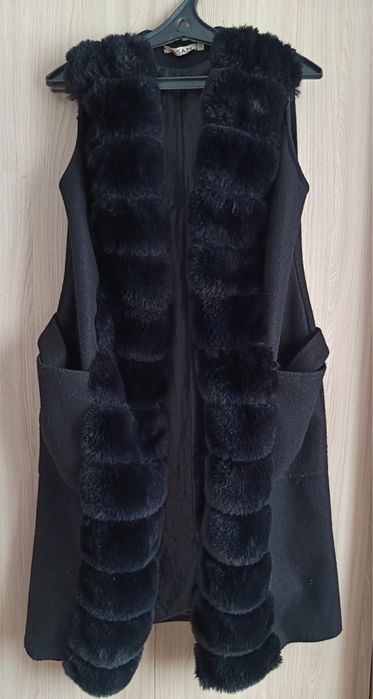 Продам одежды;костюмы платье и др