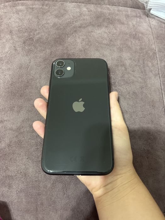 Продам телефон Iphone 11, на 64