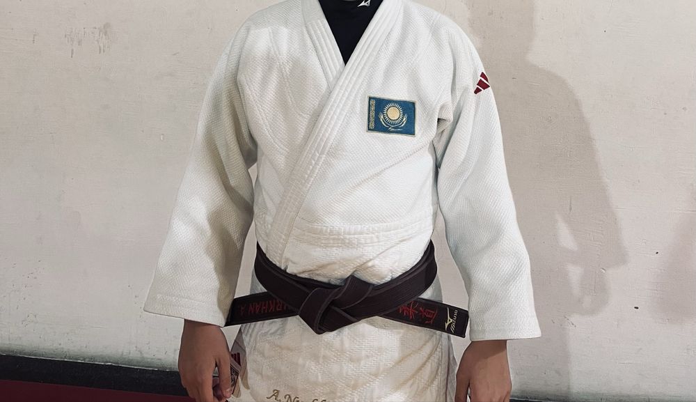 Кимоно adidas размер 165/2