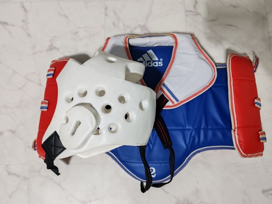 Шлем+нагрудник для таэквондо