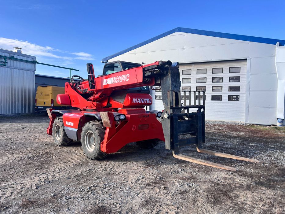 Incarcator frontal telescopic rotativ Manitou MRT1640 cu atasamente
