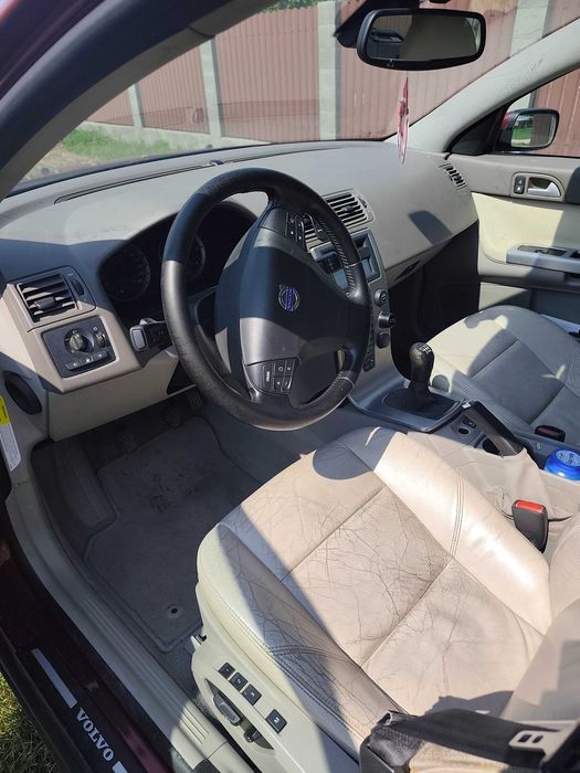 VOLVO V50 2005 — imagine 2