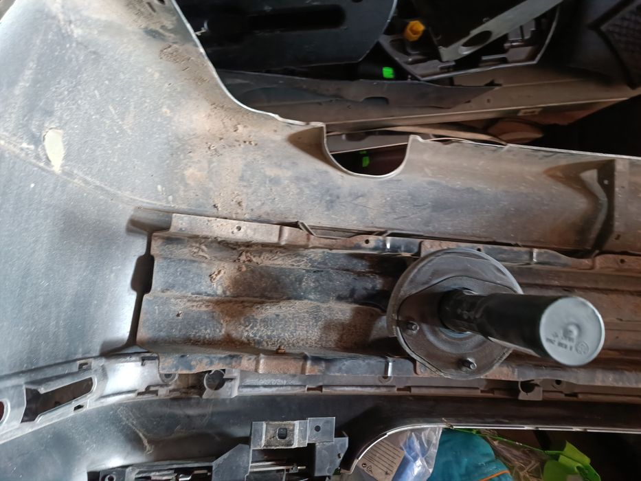 Задна броня с гредата за BMW E46 Compact 2001