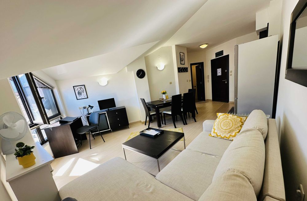 Дава се под наем Двустаен апартамент в Банско - 53 кв.м за 300 € - Снимка #3