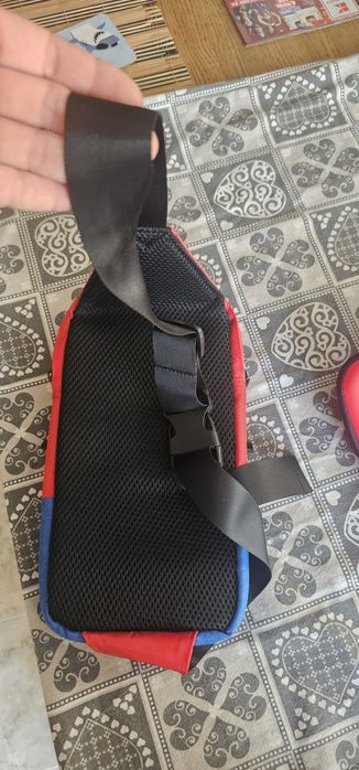 Раничка и кейс Super Mario  за Nintendo Switch