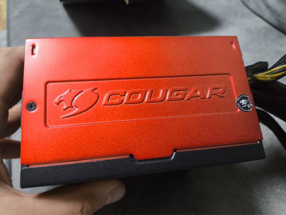 Блок питания cougar powerX 700