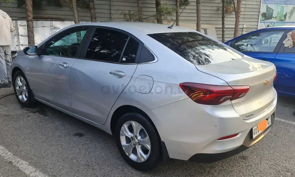 Chevrolet Onix Premier 2 (Позиция до Redline)