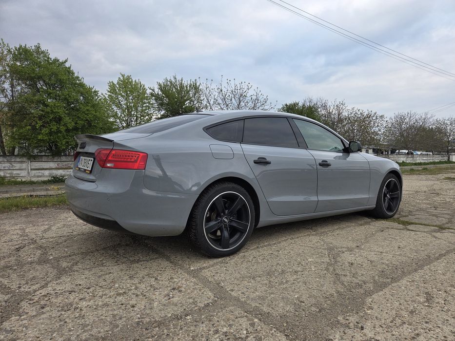 Vand Audi A 5 . 2015 euro 6