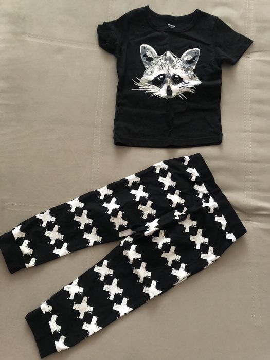 Костюмчик фирменый