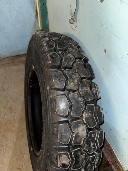 Продам грузавые шины