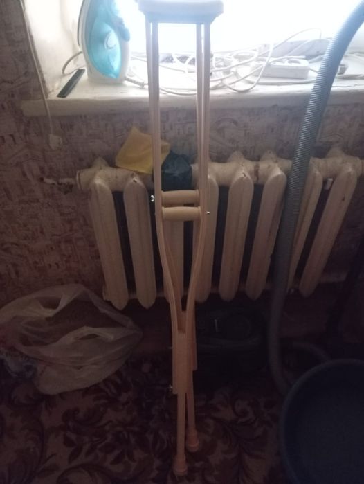Продам костыли б/у