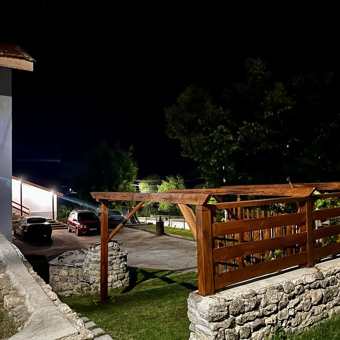 Дава се под наем Заведение в с. Добрина, Област Варна - 569 кв.м за 153 € - Снимка #2