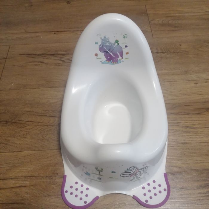 Гърнета и седалки