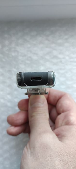 Продаётся bluetooth усилитель FIIO BTR5.