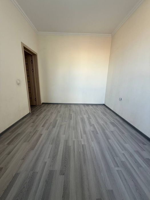 Motrid 3 xonali uy sotiladi