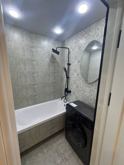 продаётся  3/3/5 Авиасозлар 4, балкон 2на6