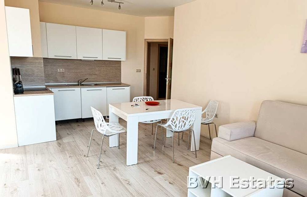 Очарователен двустаен апартамент с морска гледка в комплекс ”Varna South Bay Residence”