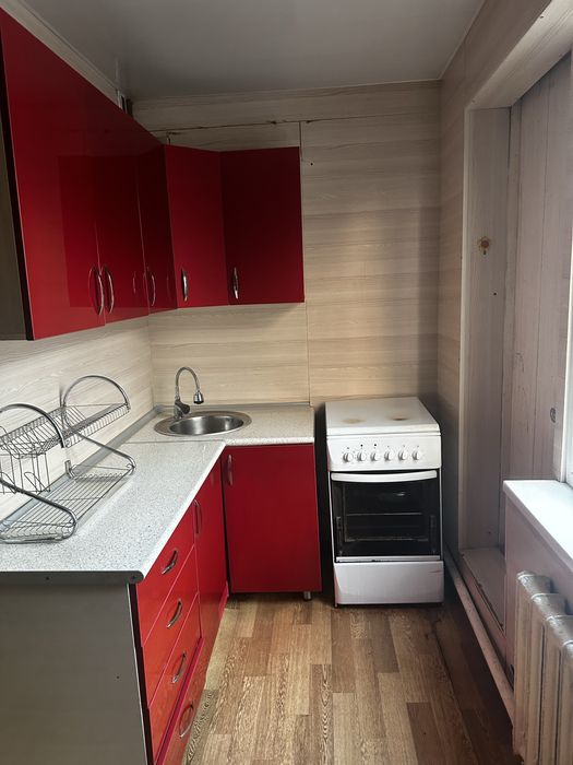 Срочна 2 хонали уй арендага берилади агарот тапчанлари бор