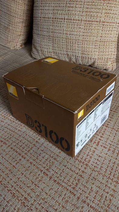 Nikon d3100 srochni sotiladi