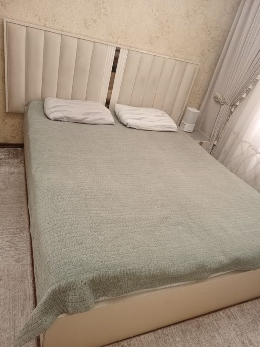 Spalni mebel sotiladi