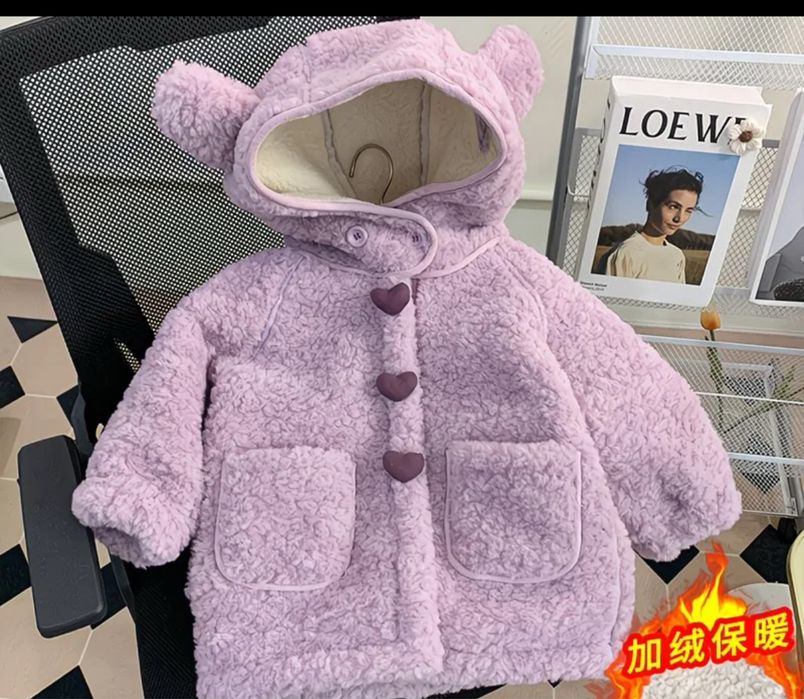 Продам зимнию овчинку для девочки