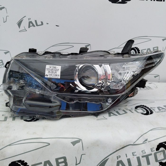 Far stanga Toyota Auris Facelift Lupa 81150-02K30 an 2015-2016-2017-20