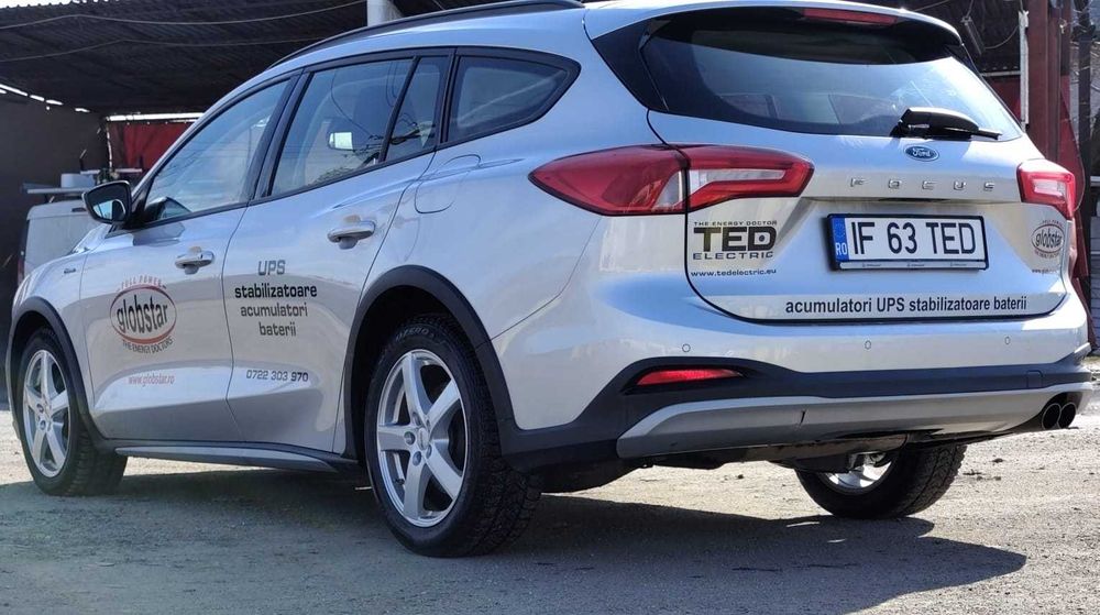 Ford Focus Active 2.0 EcoBlue 150 CP cutie automată 129.500 KM