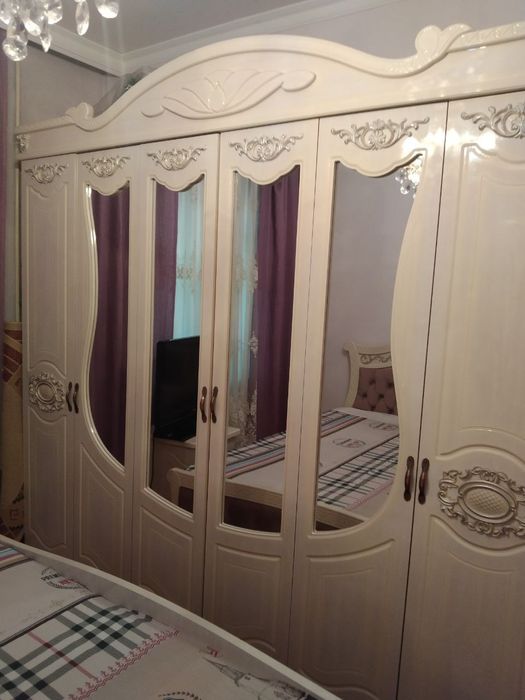 Продается Новомосковская бывшая  3/1/4