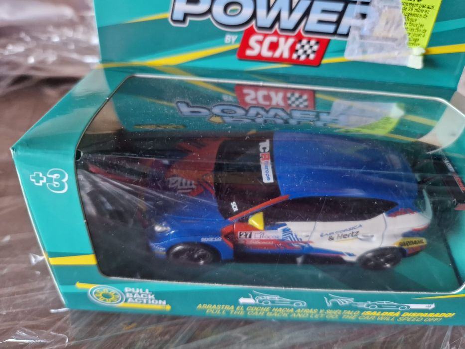 Mașinuță Curse Raliu Power by SCX Scara 1:43 - Nouă, Sigilată în Cutie
