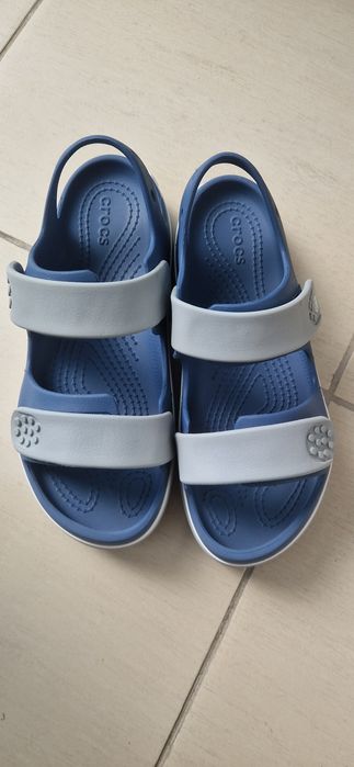 Sandale Crocs marimea 37