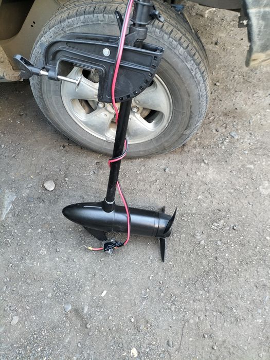 Продам лодочный электро мотор.